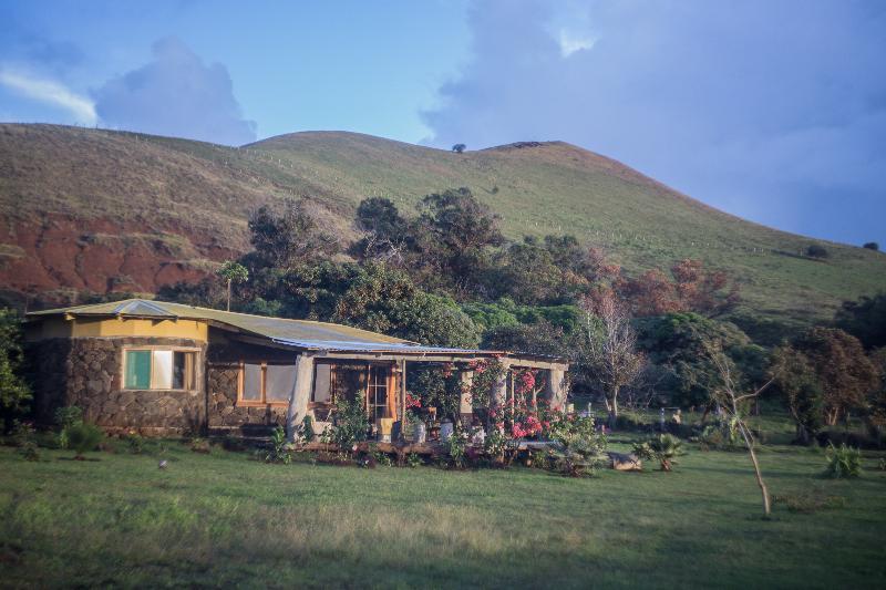 Hotel Casa Rapanui Hanga Roa Exterior foto